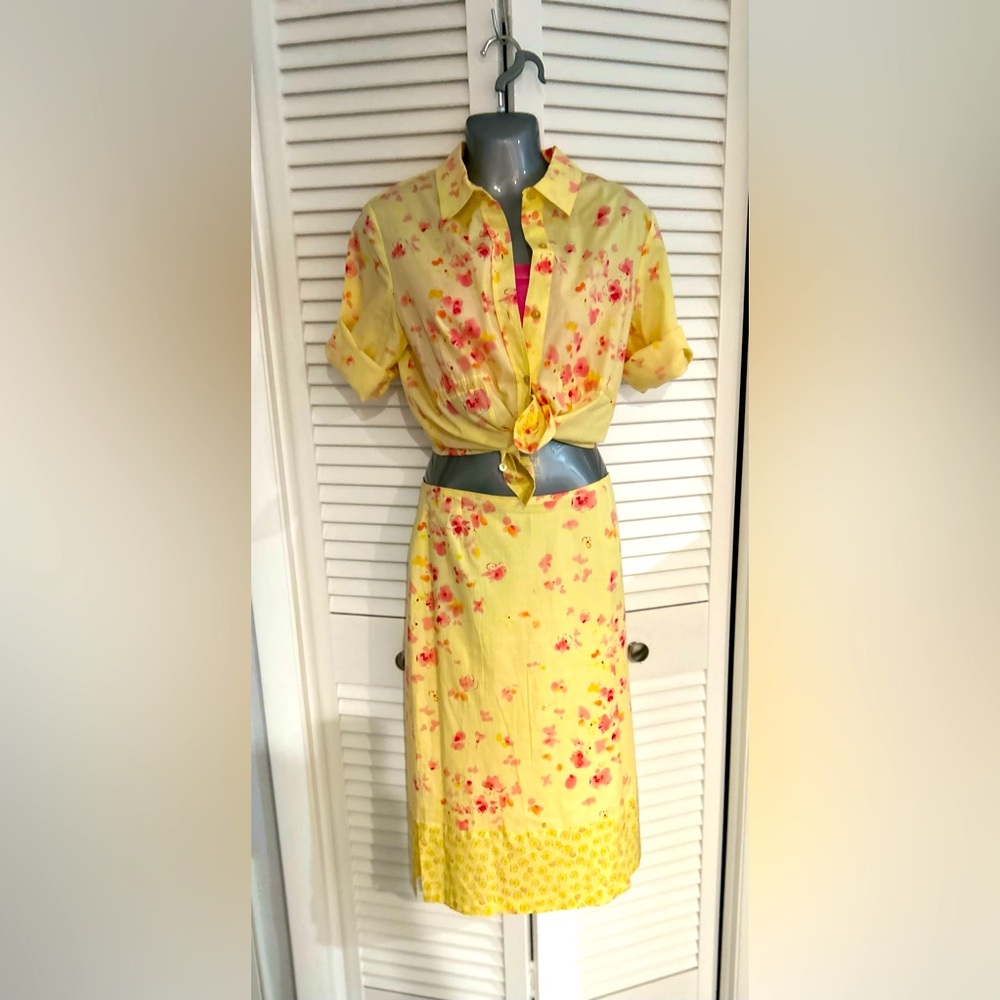 Helena Sorel 2 piece shirt (42 FR) and skirt (40 FR) set